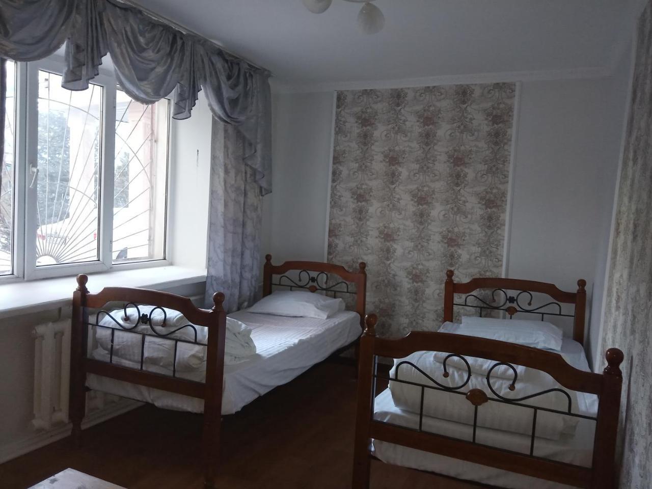 Panainn Hotel Almaty Esterno foto