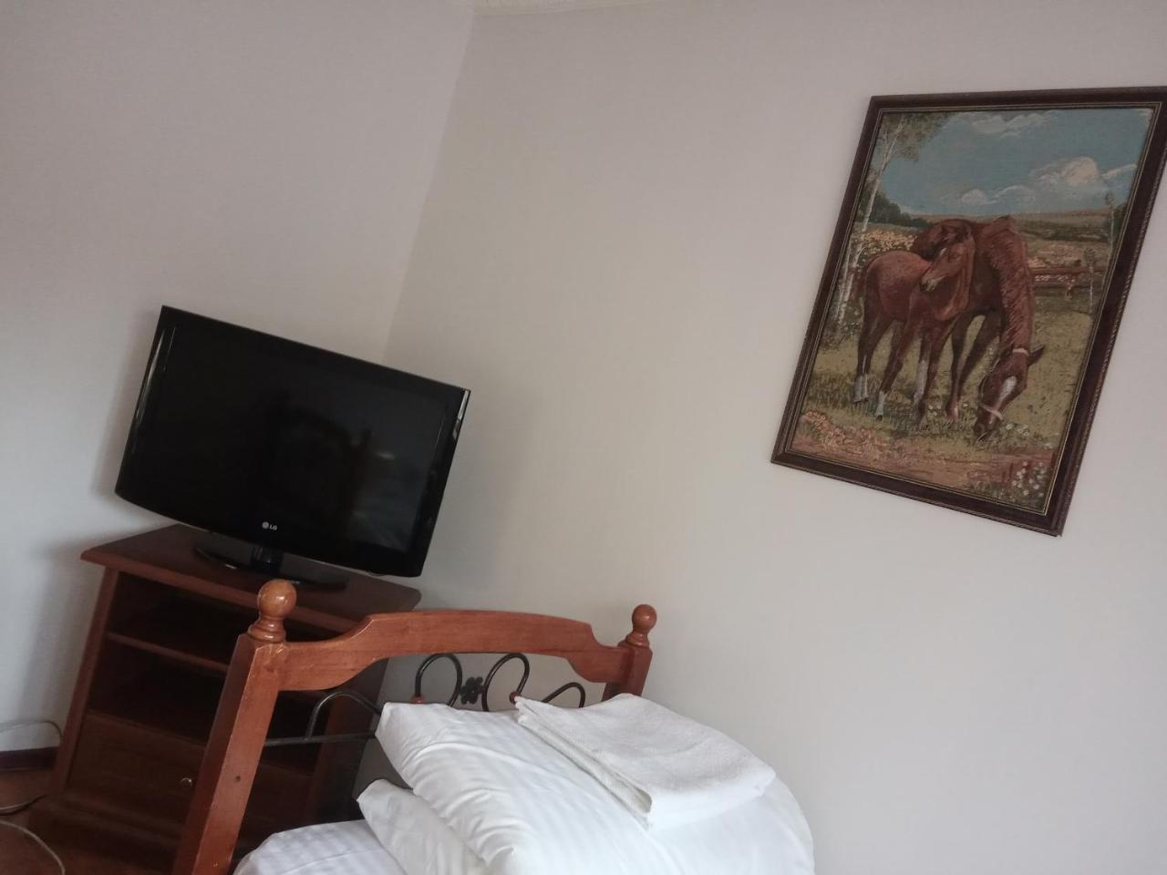 Panainn Hotel Almaty Esterno foto